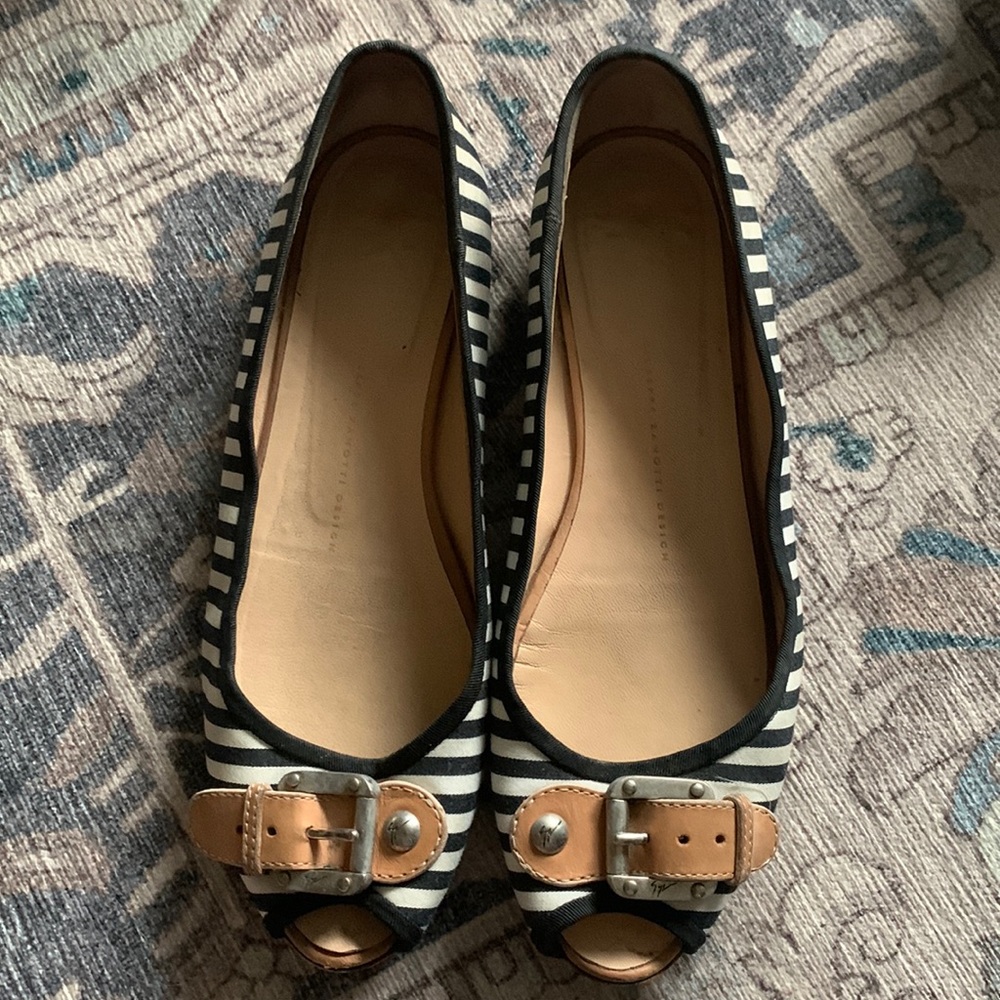 Black and white stripe Giuseppe Zanotti flat with buckle and peep toe